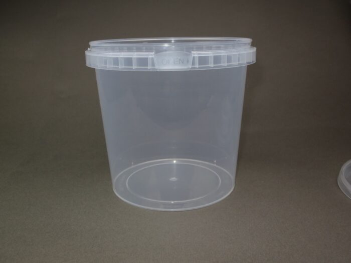 A plastic container with a lid on it.